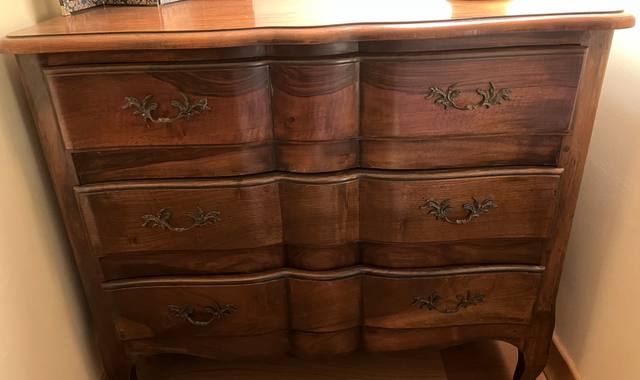 Meubles commode style Louis XV très bon état