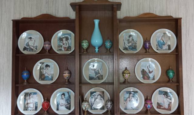 Meubles meuble vintage pour assiettes de collection, bibelots, etc