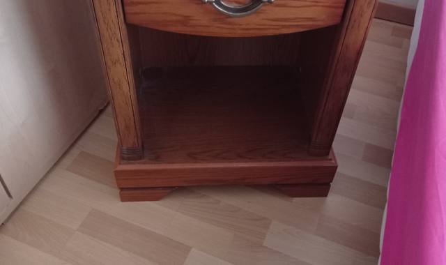 Meubles deux chevets bon état général