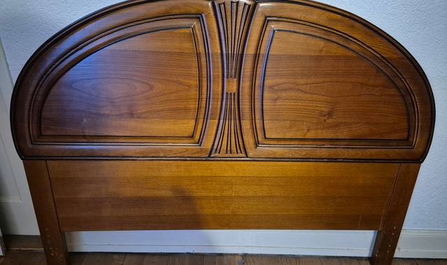 Meubles contour de lit