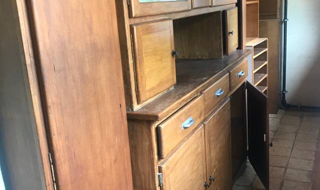Meubles dernière chance ! URGENT ! Plusieurs Armoires, lits, bureaux