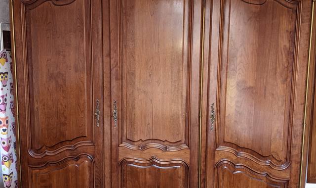 Meubles armoire bois massif