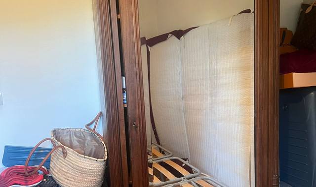 Meubles armoire en bois avec miroir style ancien