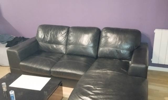 Meubles canapé cuir bon état