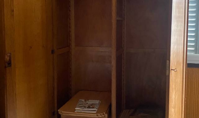 Meubles armoire en bois