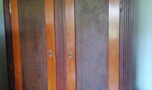 Meubles armoire années 1920