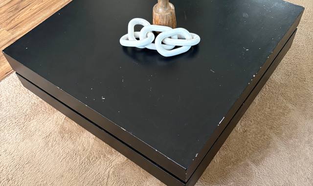 Meubles table basse carrée noire