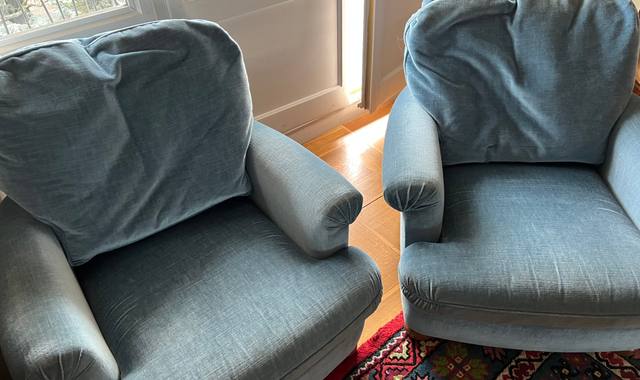 Meubles URGENT Canapé 2p et deux fauteuils Burov