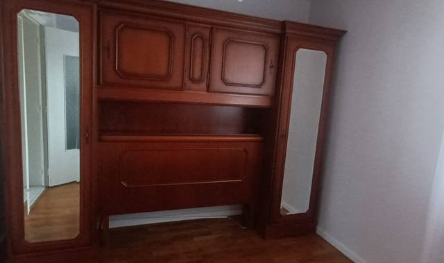 Meubles armoire pont en bon état