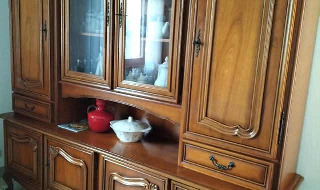 Meubles Buffet vaisselier en bois massif merisier