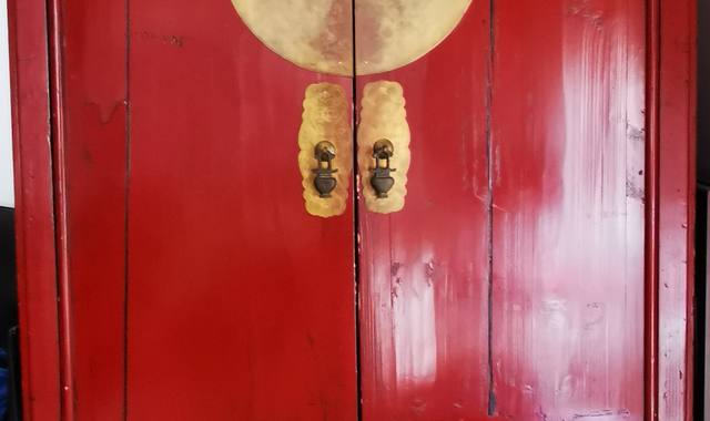 Meubles beau meuble chinois rouge Maison coloniale