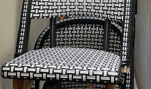 Meubles je donne des chaises