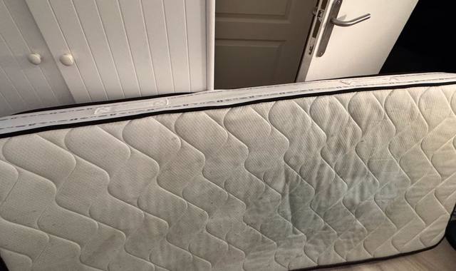 Meubles matelats & sommier 1 personne