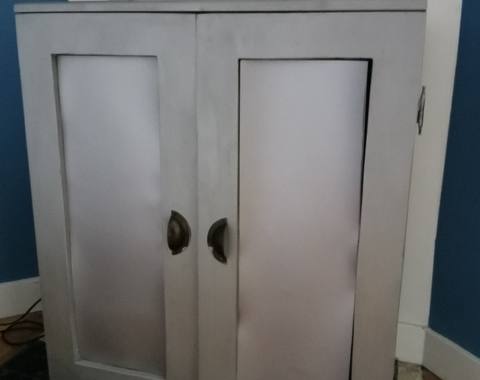 Meubles meuble range bouteilles ou autre...