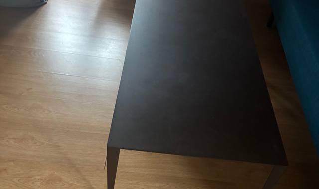 Meubles table basse en fer - très élégante