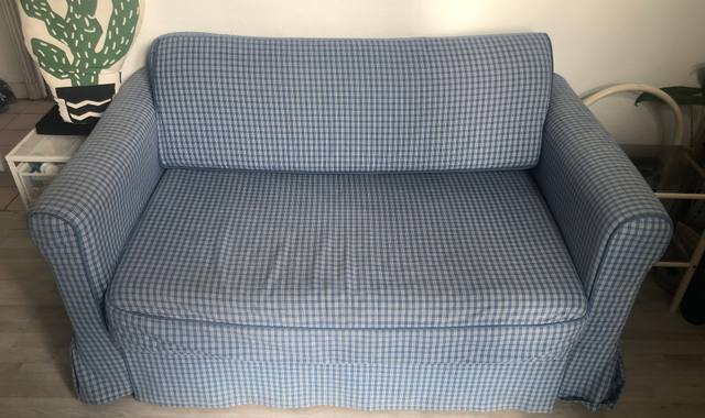 Meubles canapé anglais convertible à carreaux bleus