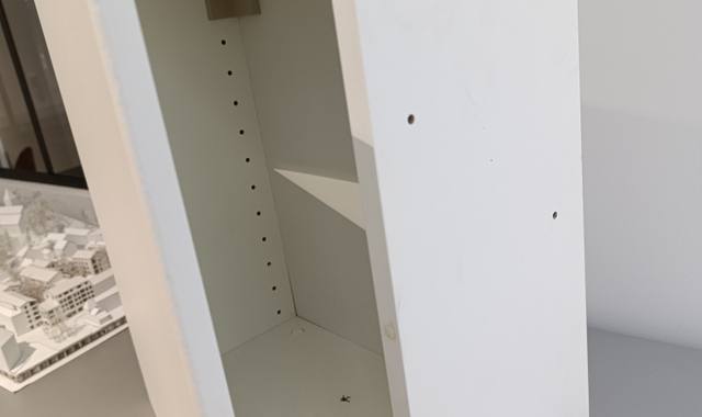 Meubles 4 petits caissons blancs à fixer