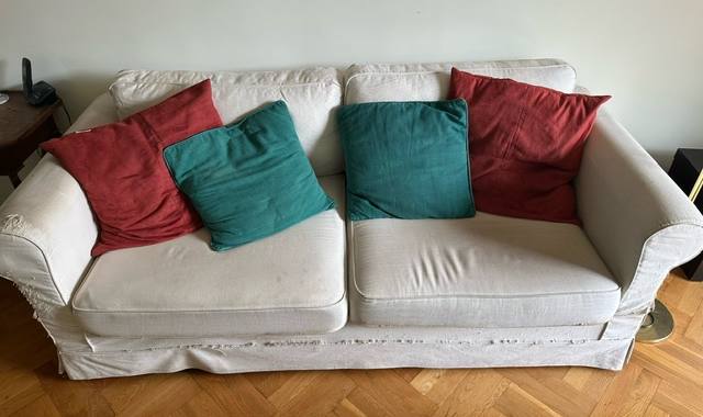 Meubles canapé griffé mais…