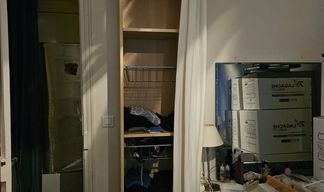 Meubles armoire ikea faible largeur très haute