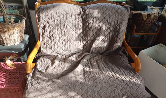 Meubles banquette coussins à teindre ou recouvrir