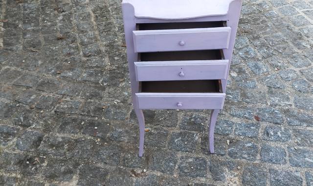 Meubles une table de chevêt