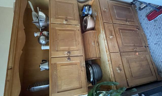 Meubles vaisselier en pin