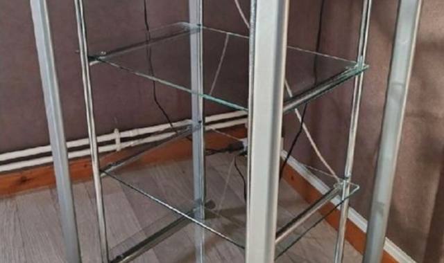 Meubles À DONNER  Meuble TV aluminium brossé + étagères verres