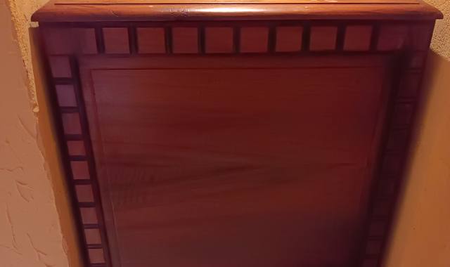 Meubles petit coffre, ouverture par le haut, en pin