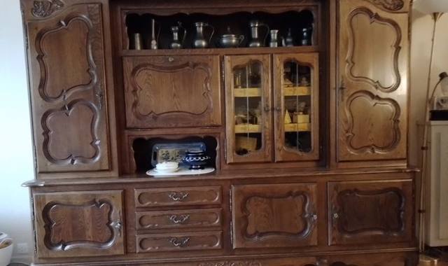 Meubles meuble bahut tres bon état