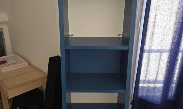 Meubles bibliothèque 5 étagères en très bon état