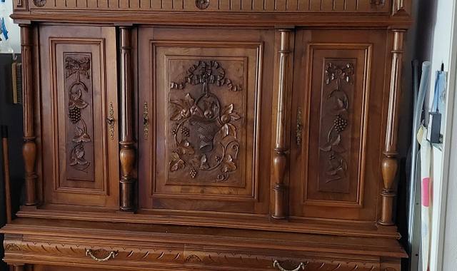 Meubles haut de buffet - Depot en decheterie le 9 octobre