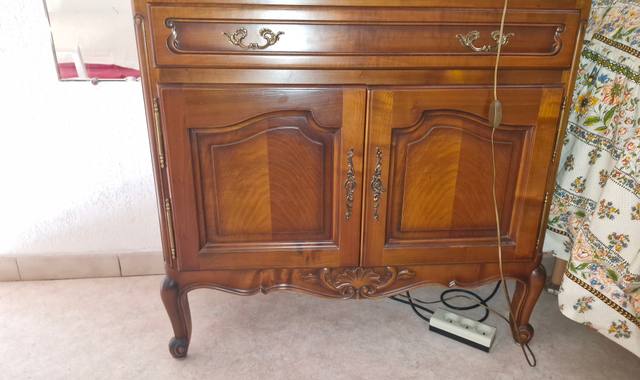 Meubles rangement bas en bois massif