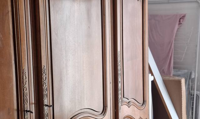 Meubles armoire louis xv en tres bon etat