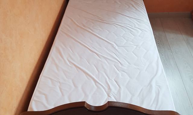 Meubles bois de lit une personne