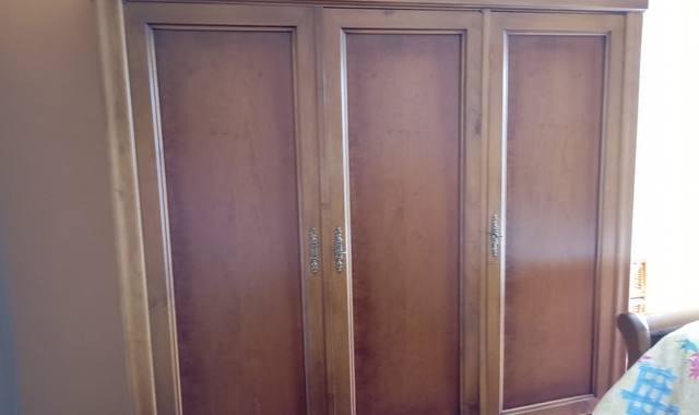 Meubles armoire merisier
