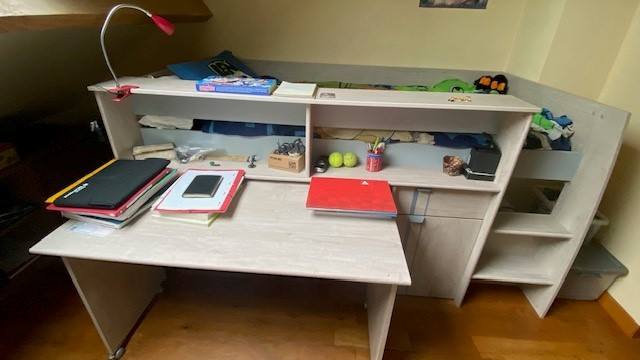 Meubles ensemble lit - bureau - placard et étagère enfant