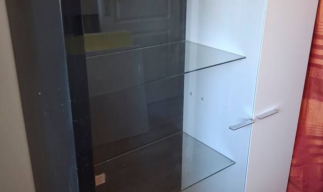 Meubles vitrine  coleur laqué noir