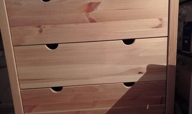 Meubles commode en pin