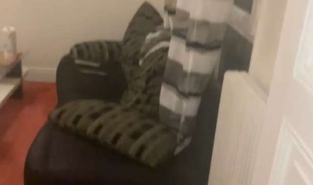 Meubles je donne mon canape et commode gratuitement