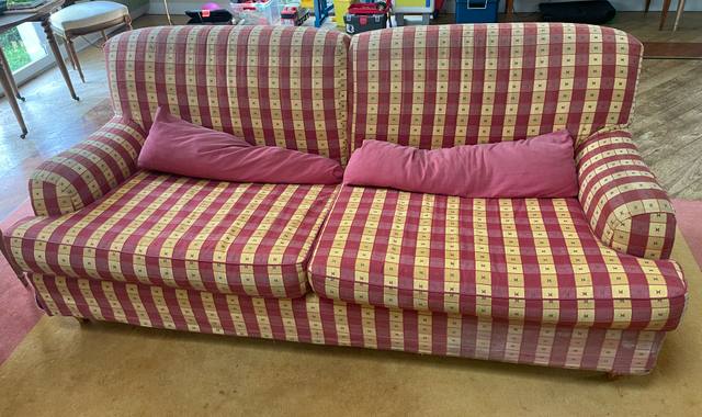 Meubles 2 canapés tissu de bonne qualité