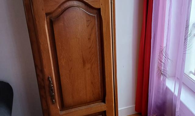 Meubles homme debout chêne