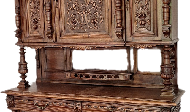 Meubles buffet style Henri II en bois massif sculpté