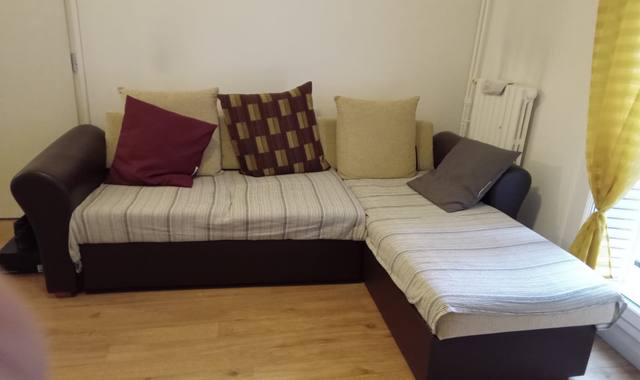 Meubles canapé angle droit 2,30 x 1,50 simili cuir/tissu