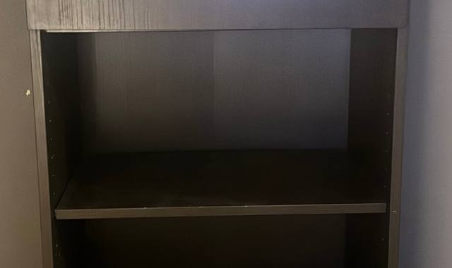 Meubles armoire IKEA besta