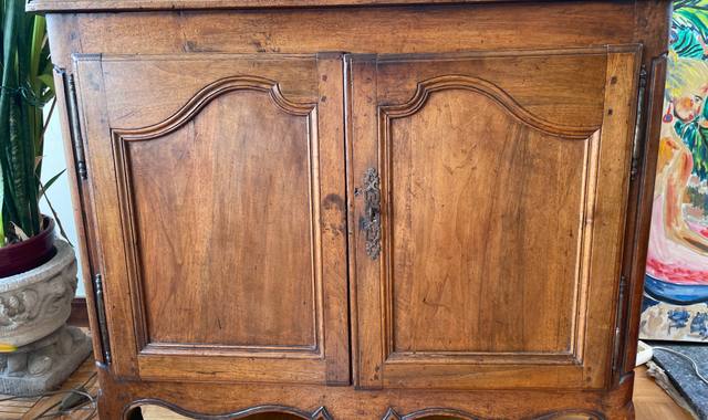 Meubles buffet / Armoire ancienne en bois
