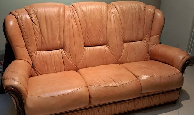 Meubles canapé fixe 3 places en cuir