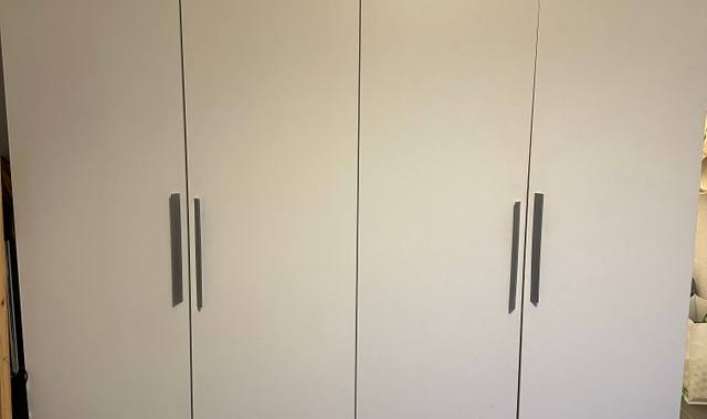 Meubles armoire 4 portes 2 tiroirs
