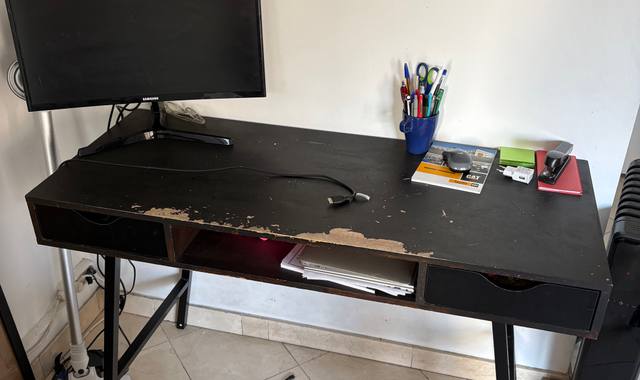 Meubles bureau don à cause de déménagement