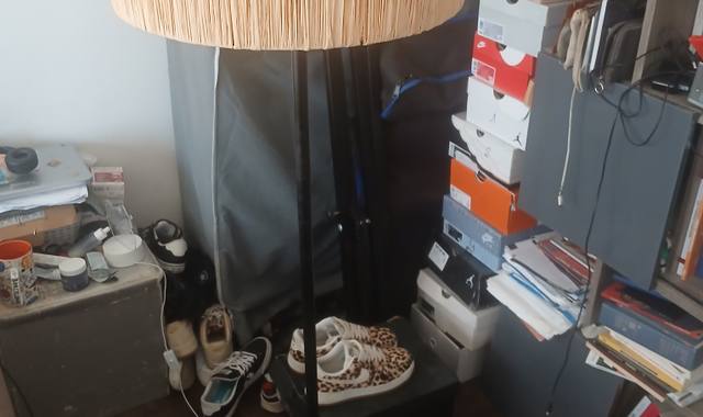 Meubles lampe sur pied état neuf