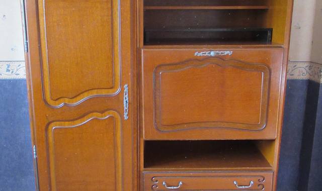 Meubles armoire/Secrétaire en bois – Très bon état